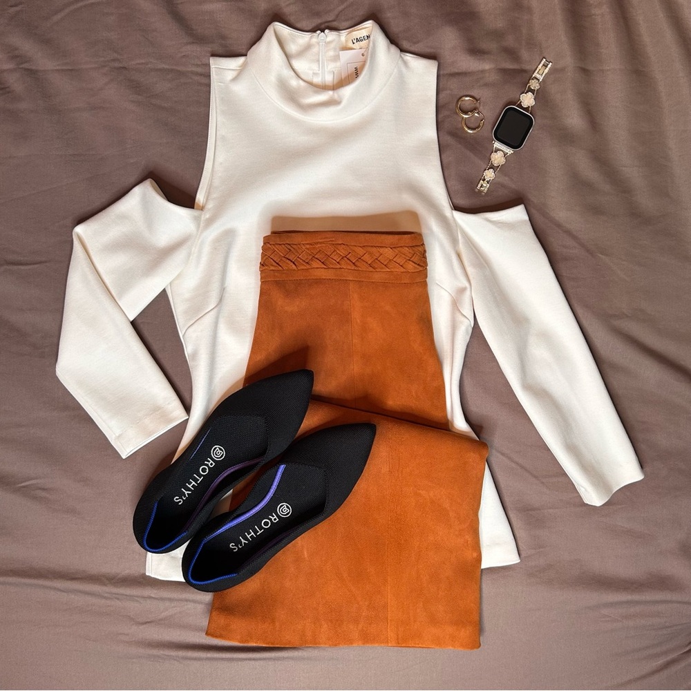 L'AGENCE | Sasha Cold Shoulder Top XS